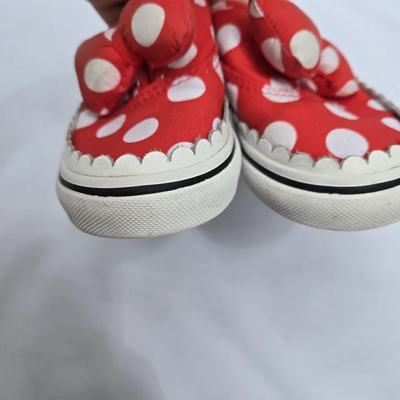 Vans X Disney Minnie Mouse Red and White Polka Dot Kids Sneakers Kids 8 - Picture 4 of 7